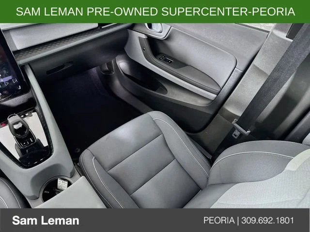 Used 2024 White Polestar Long Range Dual Motor image 22