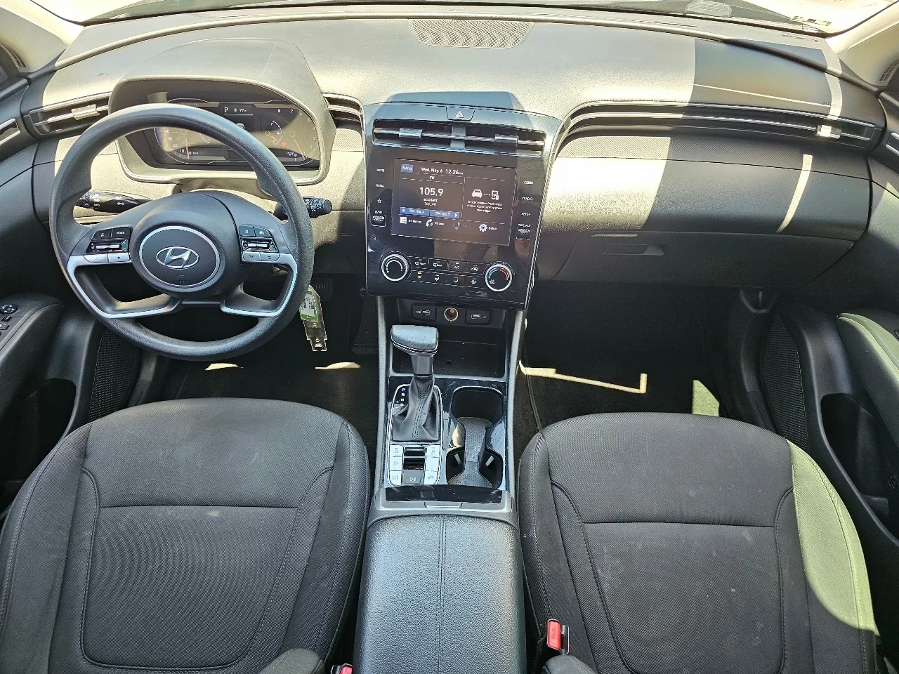 Used 2023 Phantom Black Hyundai SE image 4
