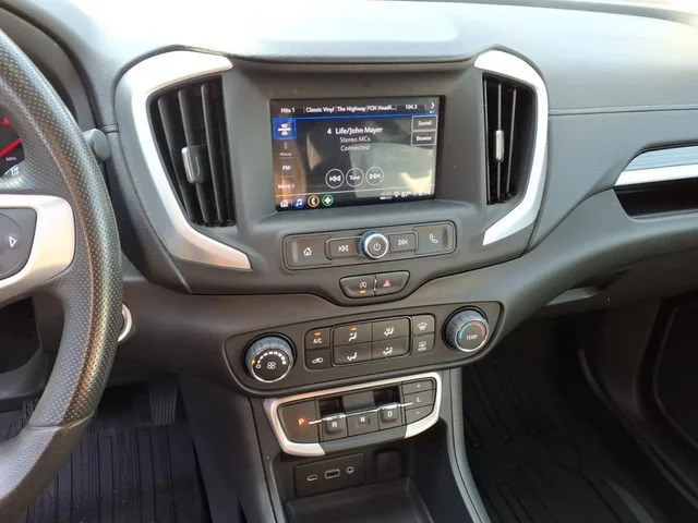 2023 GMC Terrain SLE - Photo 9