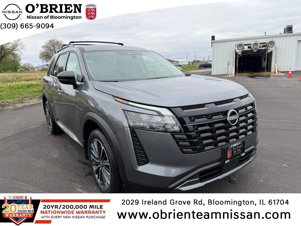 2026 Nissan Pathfinder Platinum 4WD's photo