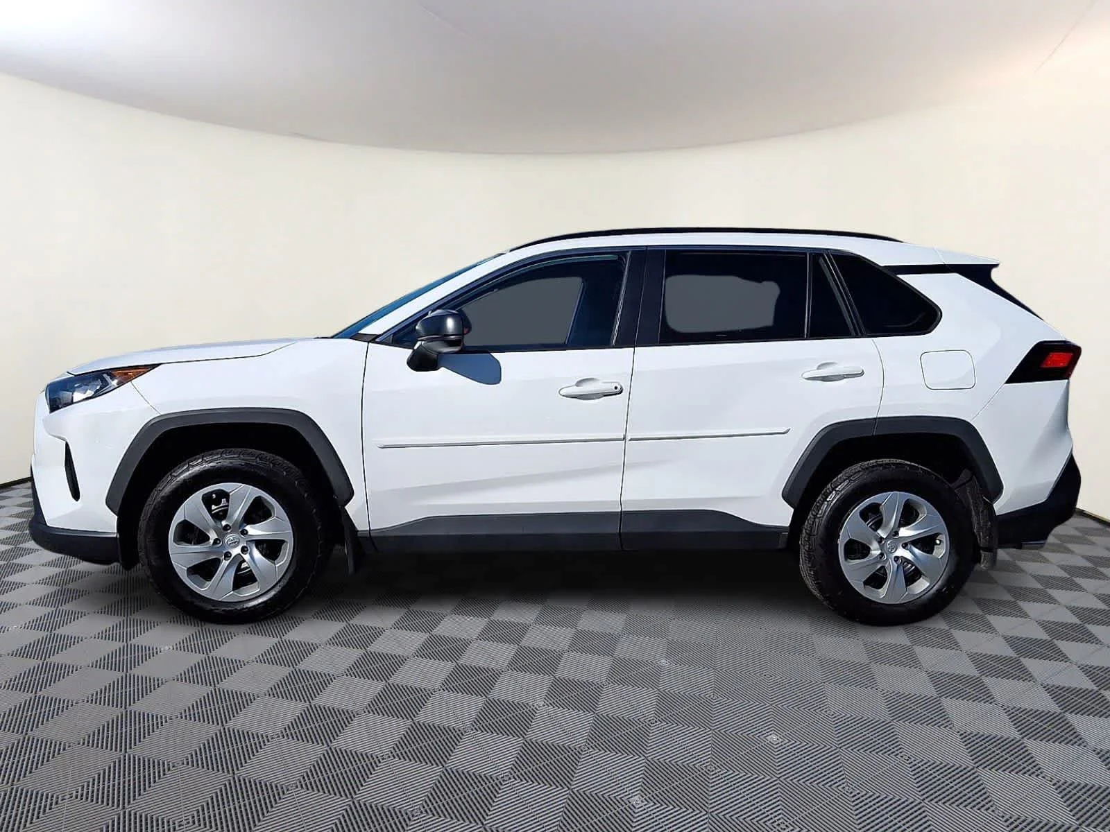 Certified Used 2021 Super White Toyota LE image 9