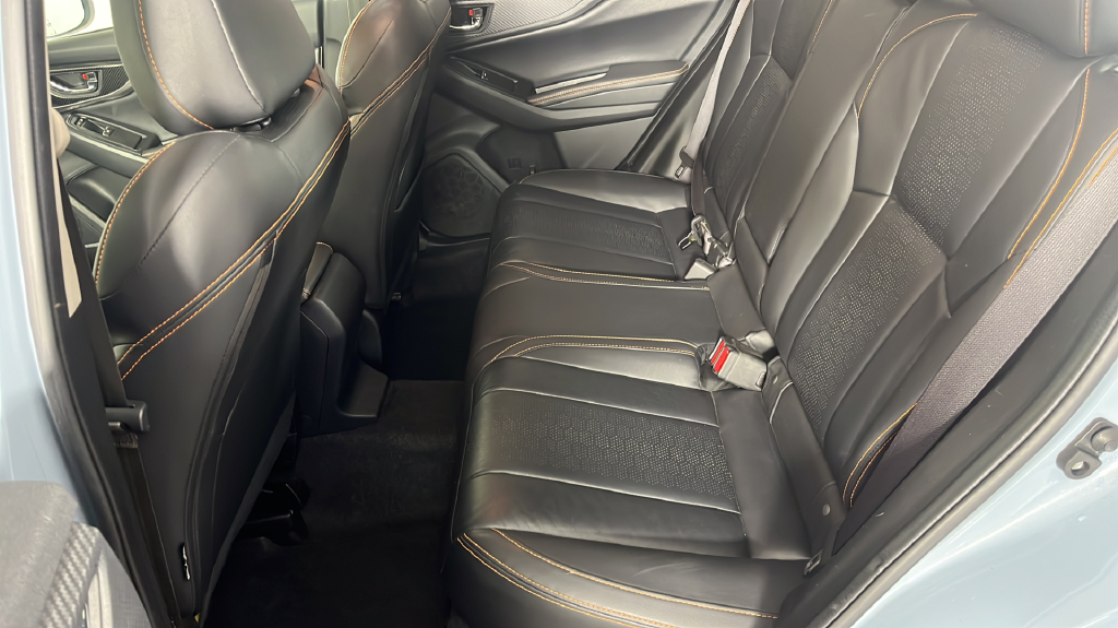 Used 2019 Khaki Subaru 2.0i Limited image 18