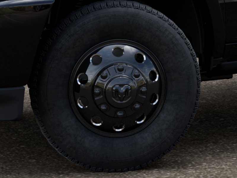 New 2026 Diamond Black Crystal Pearl-Coat Exterior Paint RAM Limited image 4