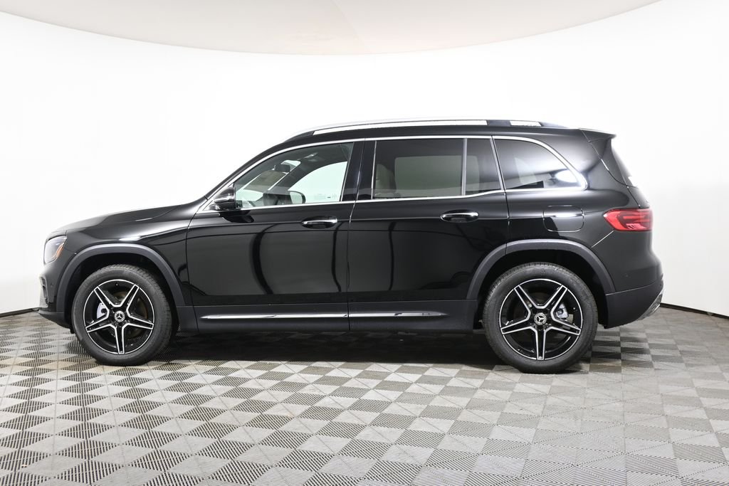 Used 2026 Night Black Mercedes-Benz GLB 250 image 2