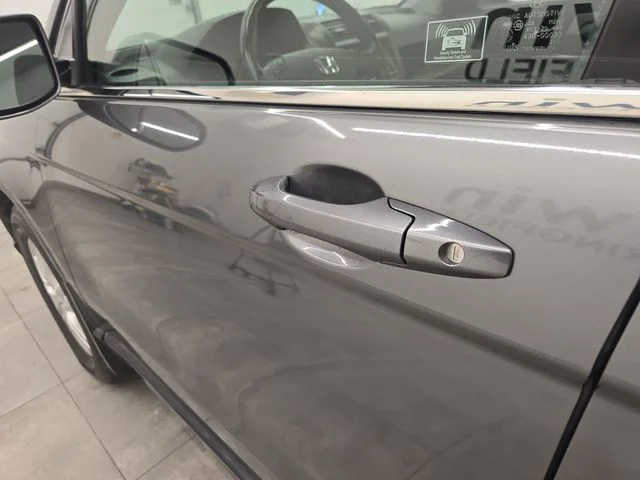 Used 2011 Urban Titanium Metallic Honda EX-L image 18