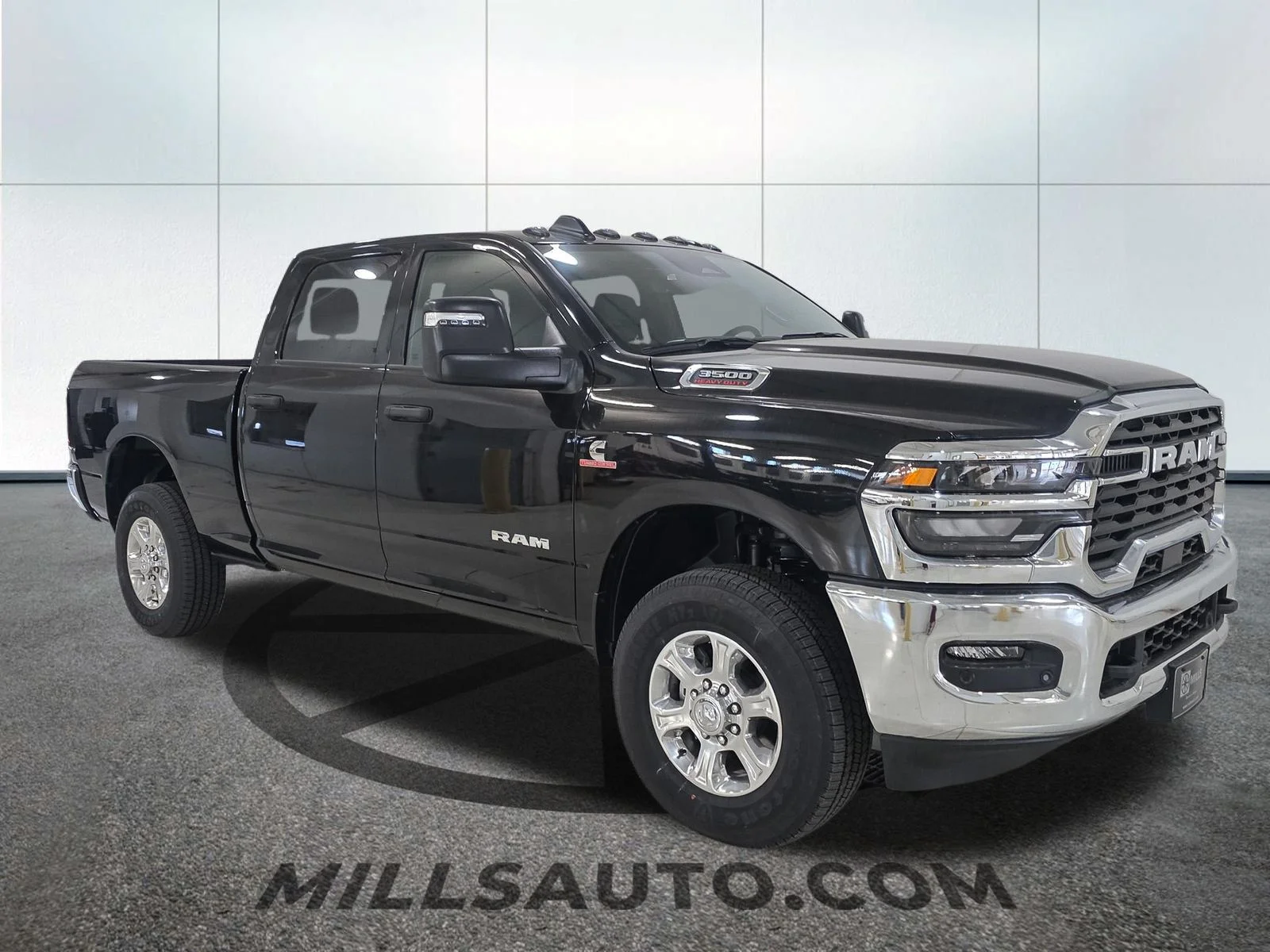 2026 RAM 3500 Big Horn - Photo 10