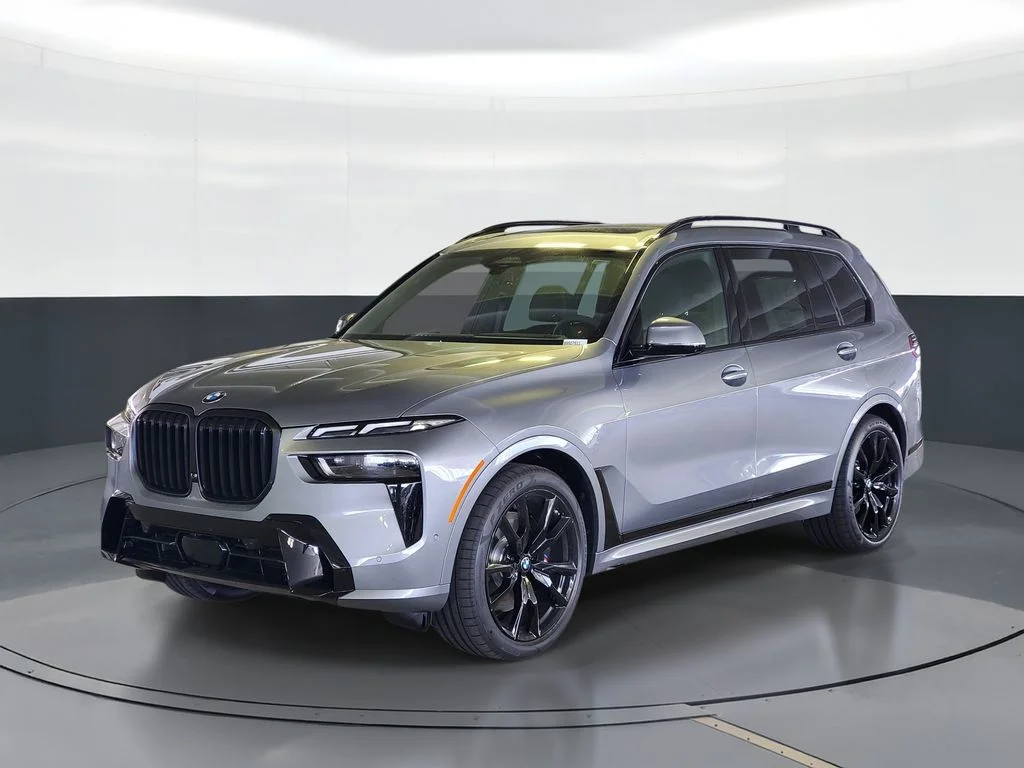 2027 BMW X7