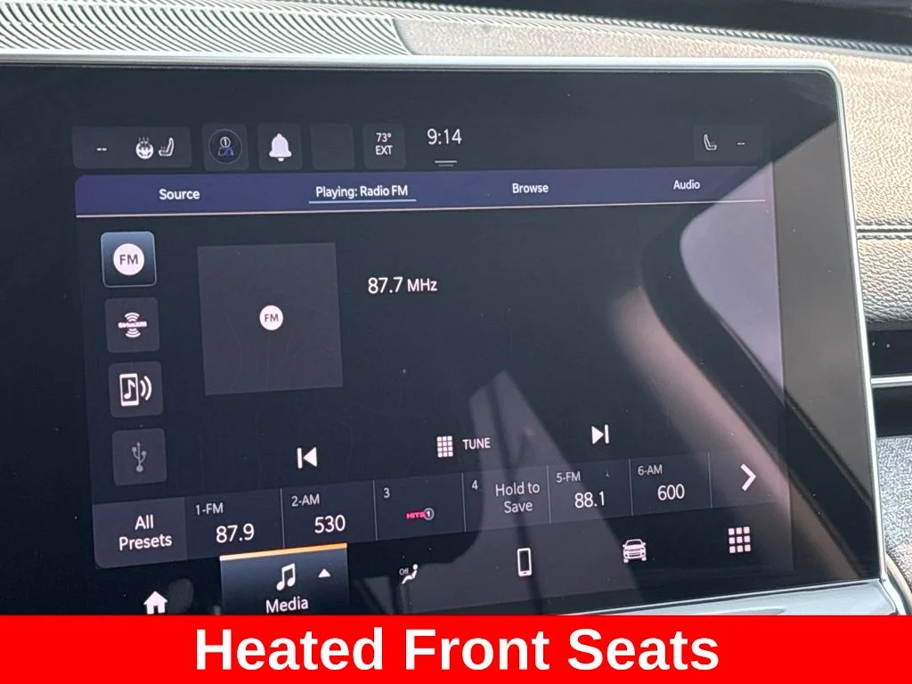 Used 2022 Black Jeep Latitude image 28