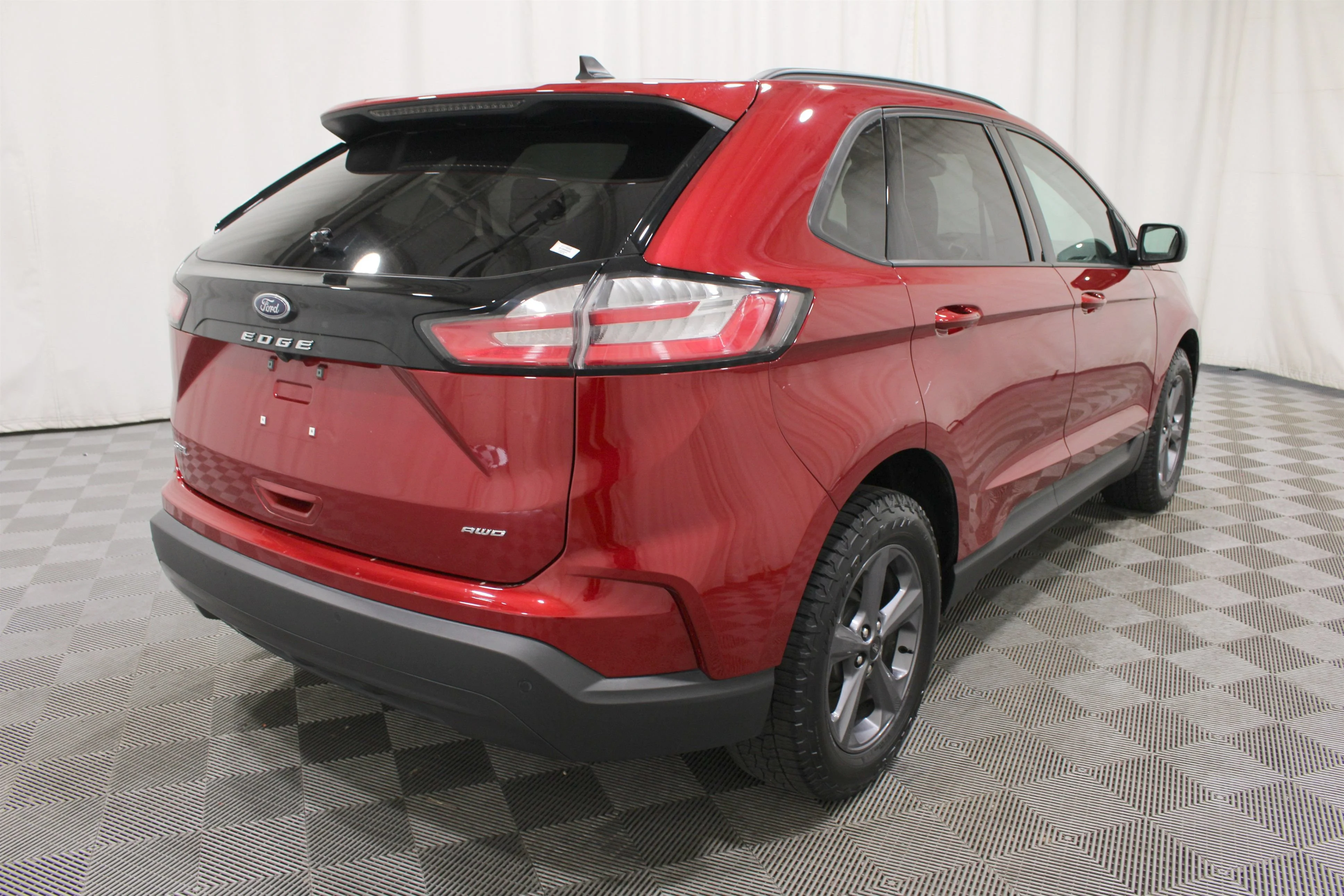 2024 Ford Edge SEL - Photo 31
