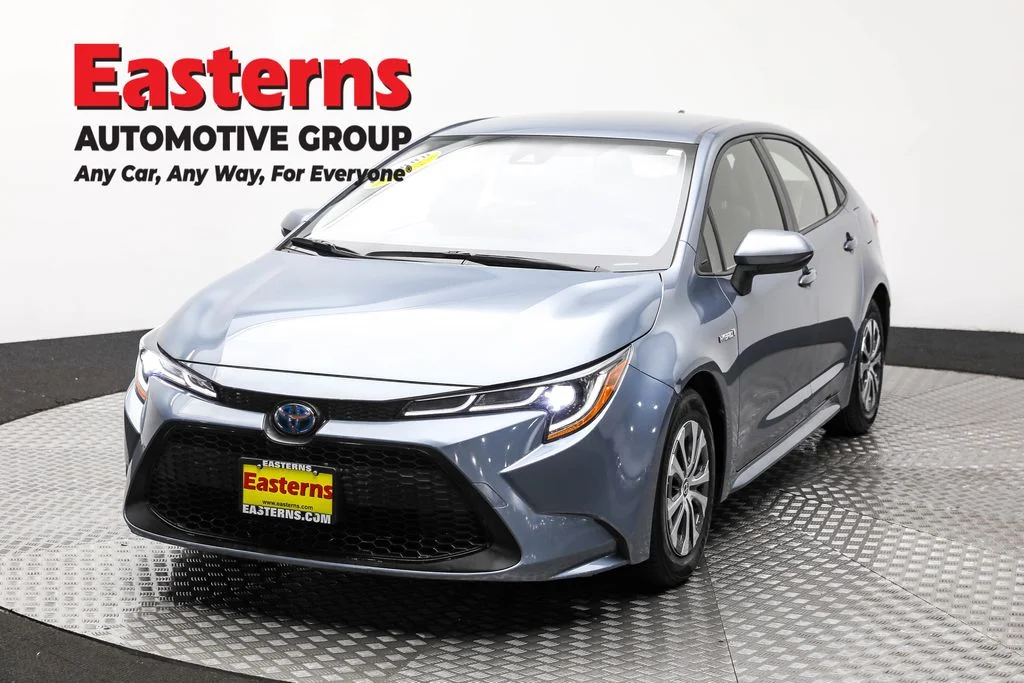 Used 2020 Gray Toyota LE image 1