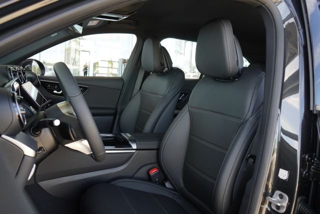 New 2026 Graphite Grey Metallic Mercedes-Benz GLC 300 image 23