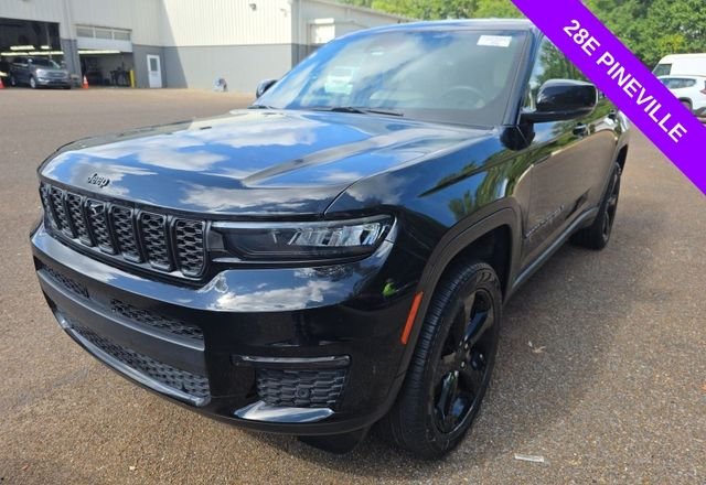 Used 2023 Black Jeep Limited image 1