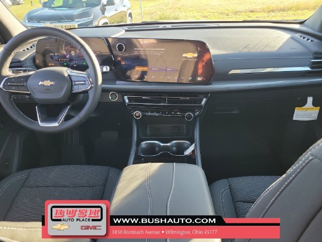 New 2027 Mosaic Black Metallic Chevrolet LT image 9