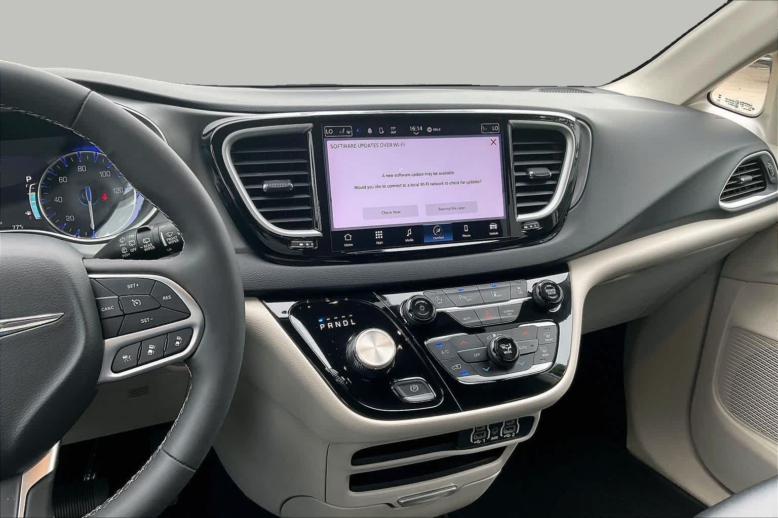 Used 2024 Bright White Clearcoat Chrysler Touring L image 7
