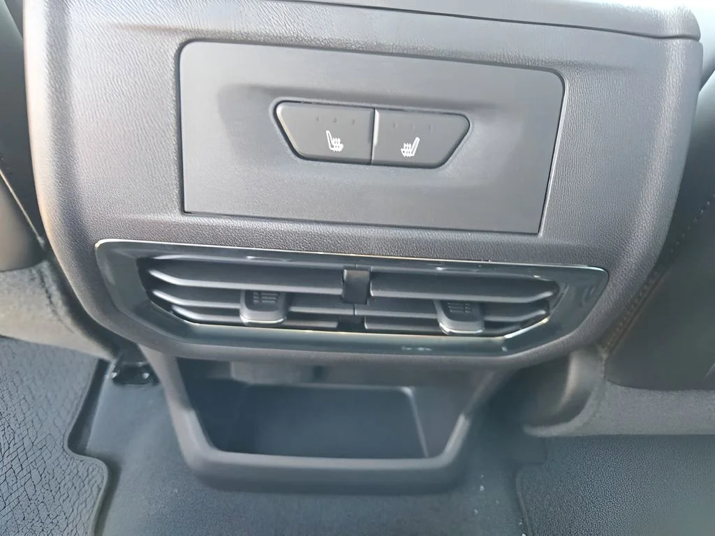 2025 GMC Sierra EV Denali - Photo 18