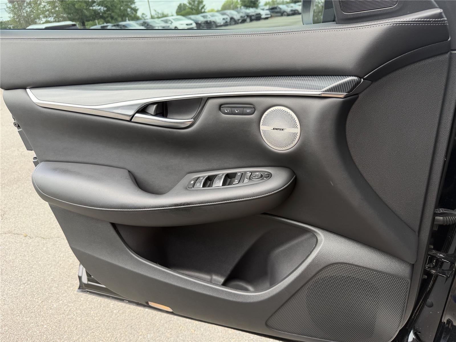 Certified Used 2023  INFINITI SPORT image 19