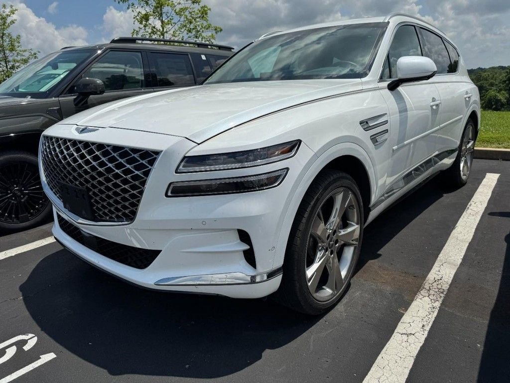 Certified Used 2024 Uyuni White Genesis 3.5T Prestige image 3