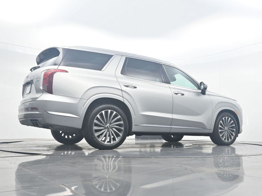Certified Used 2024 Typhoon Silver Hyundai Calligraphy image 30