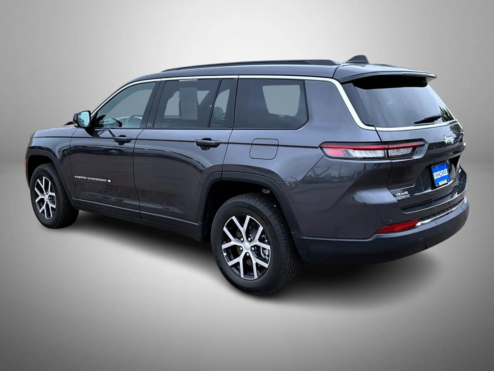 Certified Used 2025 Gray Jeep Limited image 7