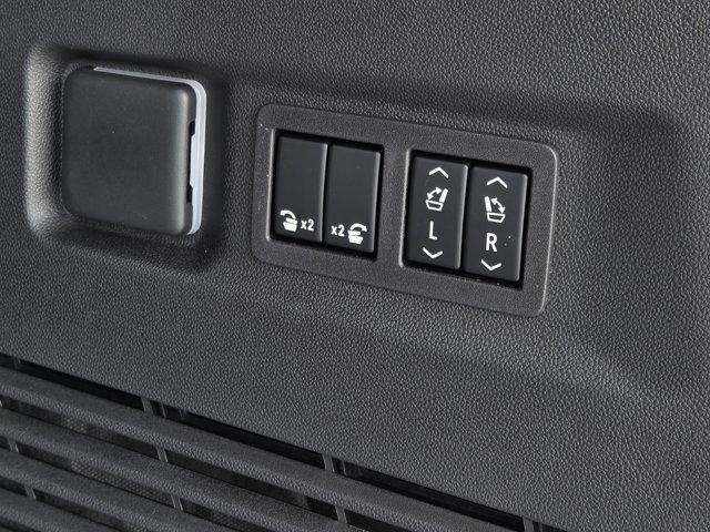 2026 Chevrolet Suburban RST - Photo 7