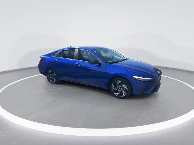 Used 2025 Blue Hyundai SEL Sport image 2
