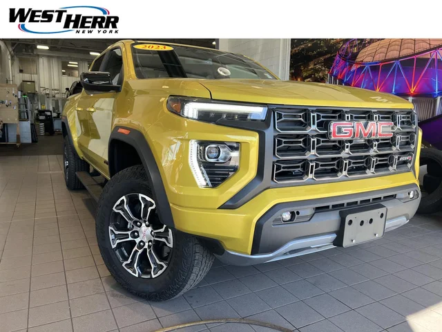 2023 GMC Canyon 4WD AT4