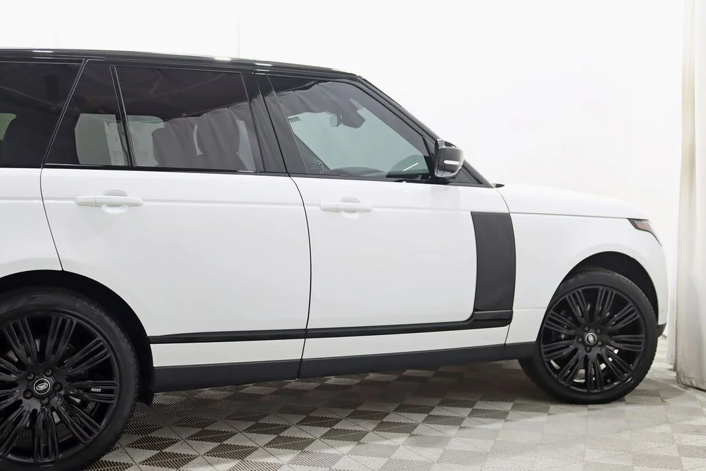 Used 2021 White Land Rover Westminster image 11