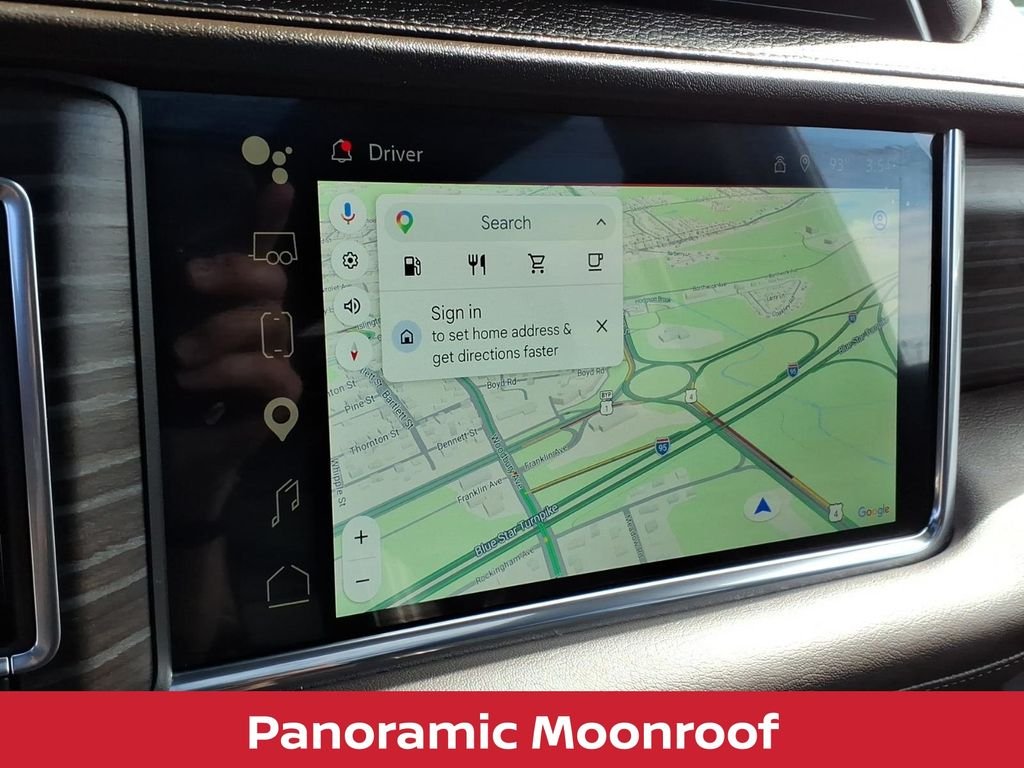 Used 2024 White Frost GMC Denali w/panoramic sunroof image 14