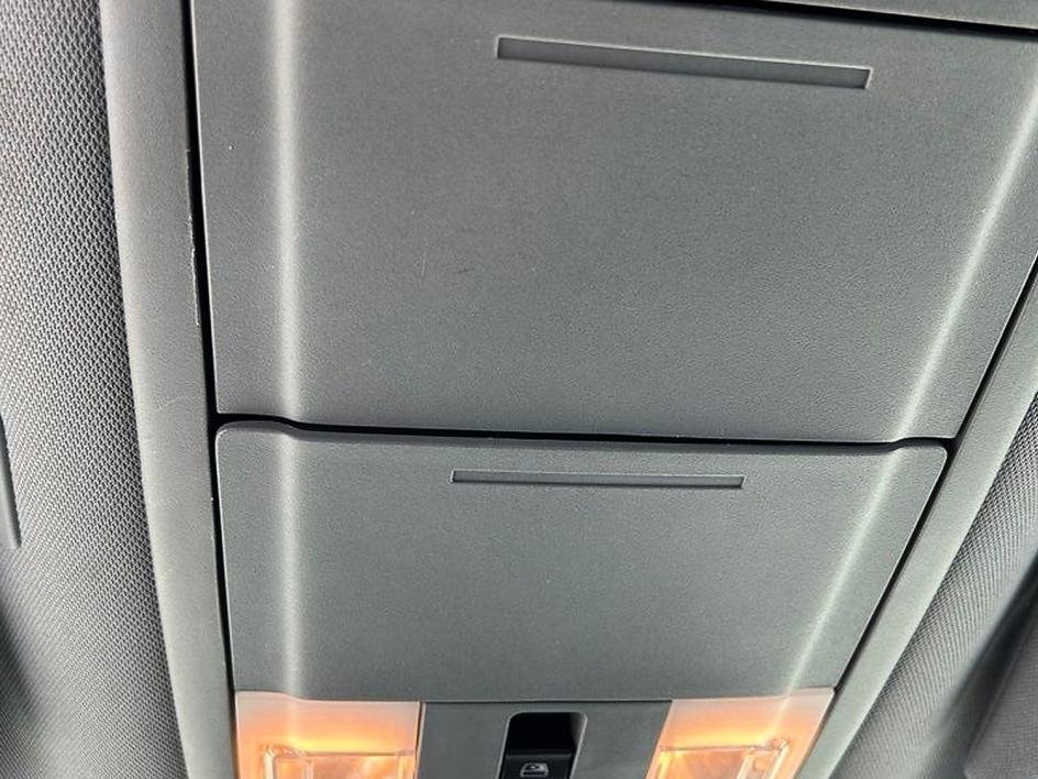 Used 2013 Gray Ford XLT image 13