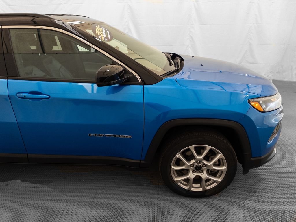 Used 2025 Blue Jeep Limited image 9