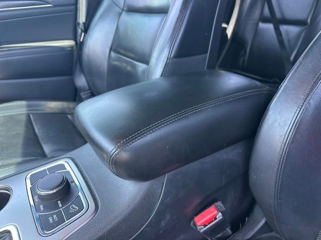 Used 2018 Black Jeep Limited 4x4 image 26