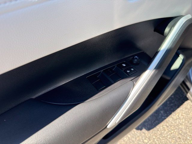 Certified Used 2025 Celestite Toyota L image 19
