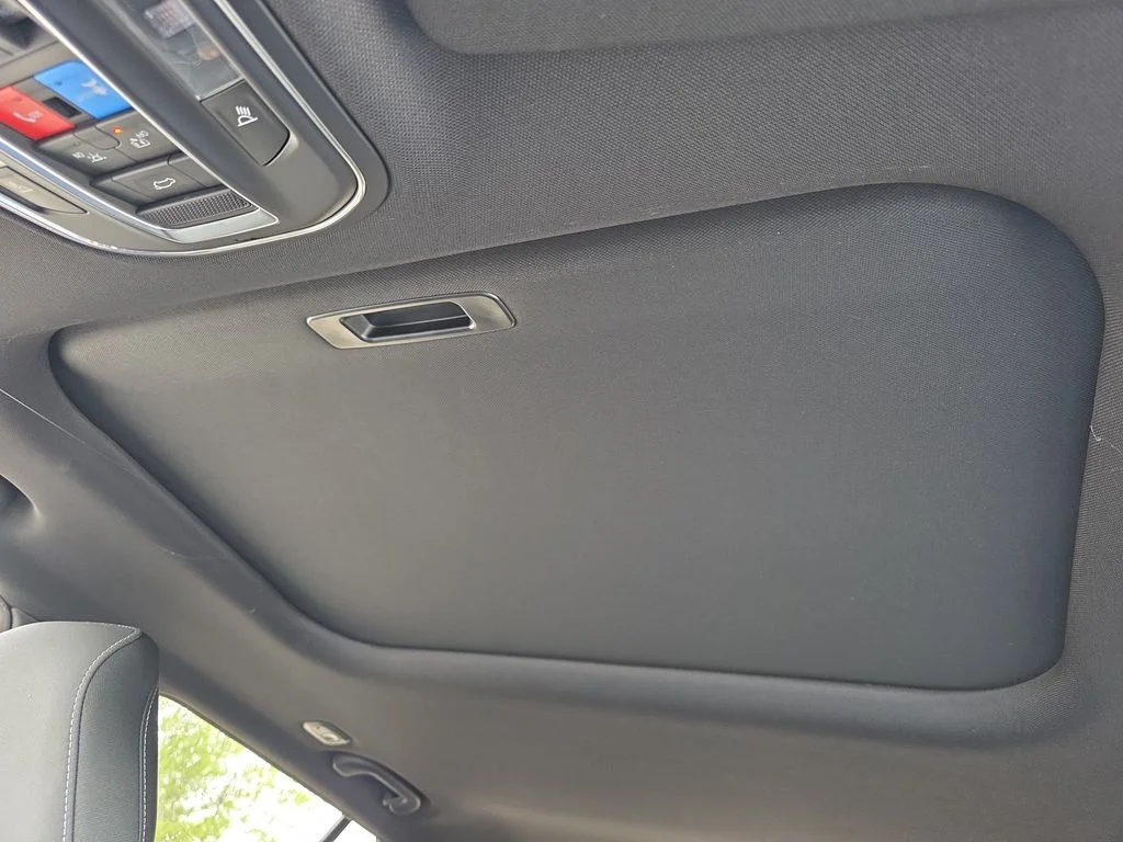 New 2026 Silver Zynith Exterior Paint Jeep Laredo X image 26