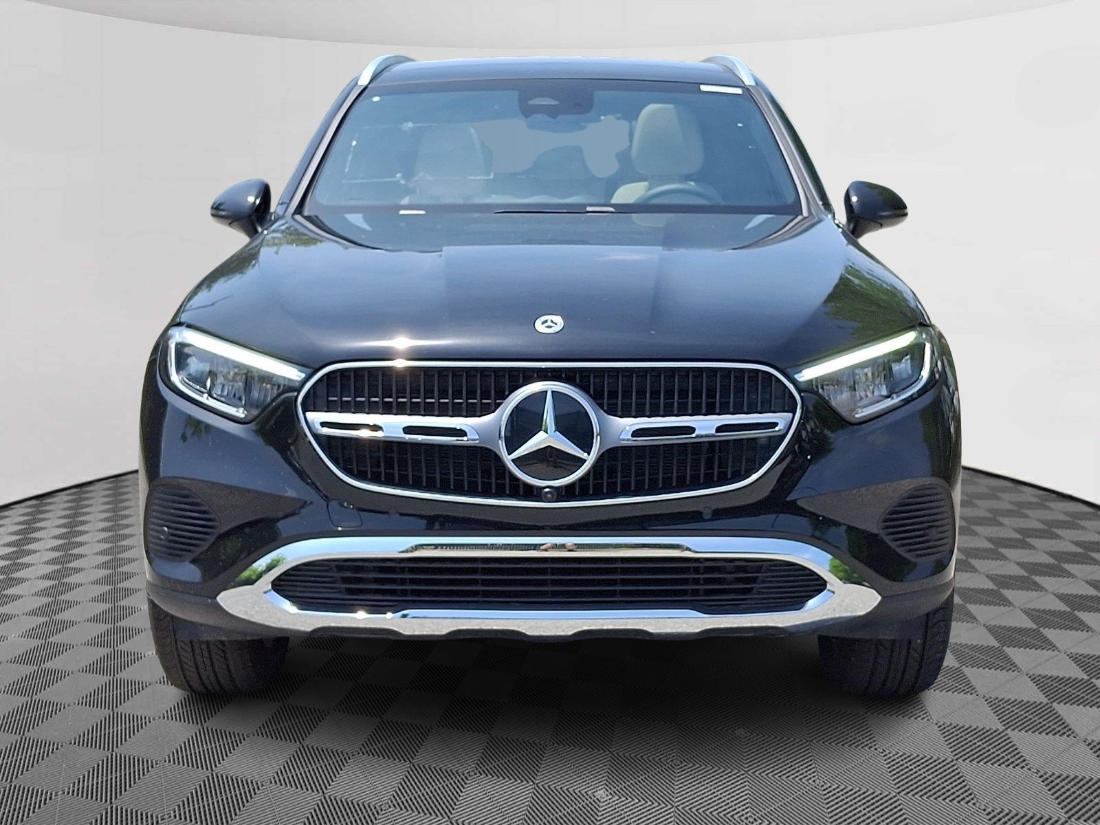 New 2026 Obsidian Black Metallic Mercedes-Benz GLC 300 image 2