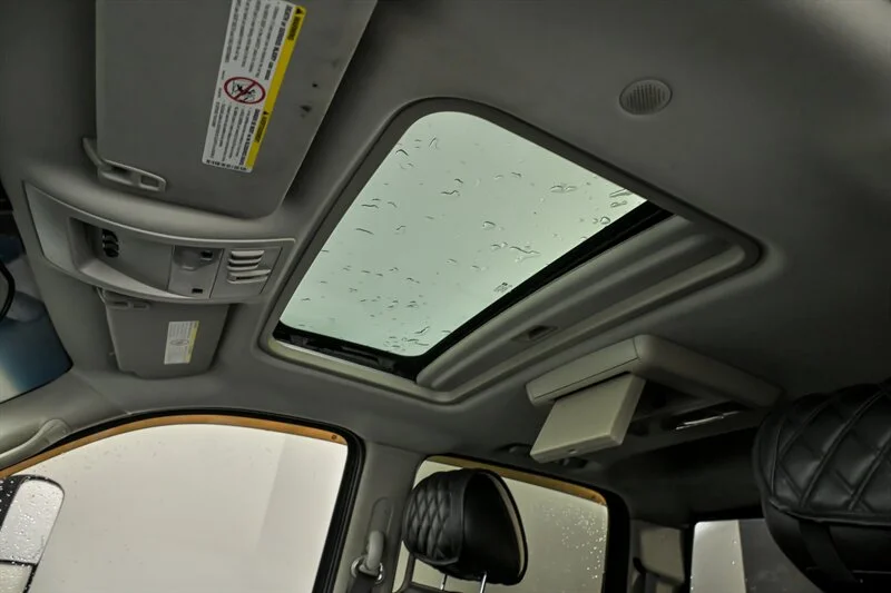 2011 Chevrolet Silverado 3500HD LTZ - Photo 19