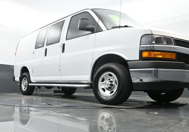 2024 Chevrolet Express Cargo Work Van - Photo 21