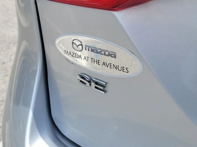 Used 2019 Ingot Silver Ford SE image 7