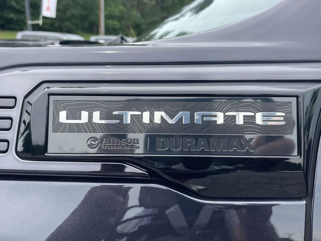 Used 2024 Titanium Rush Metallic GMC Denali Ultimate image 8