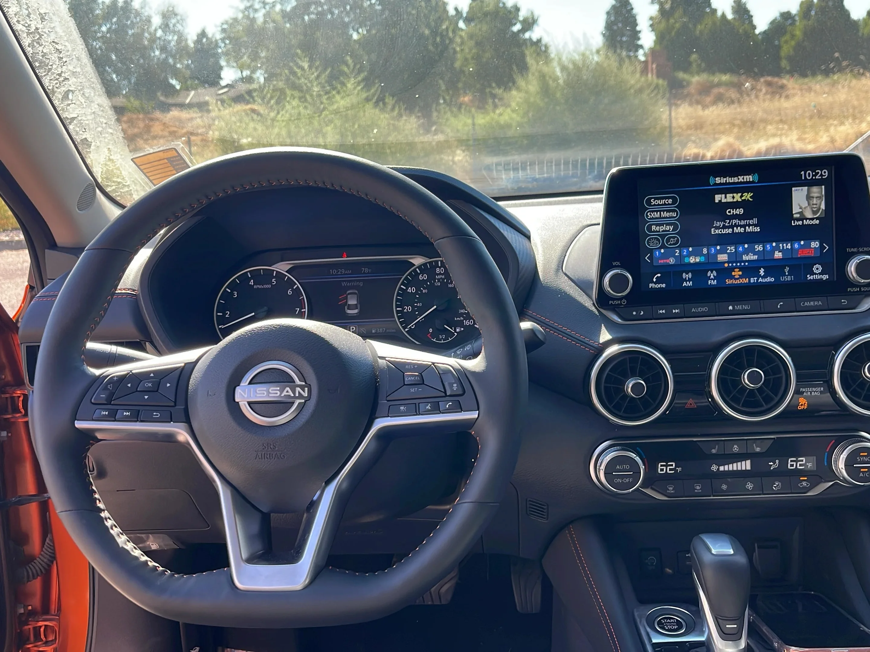 2025 Nissan Sentra SR - Photo 11