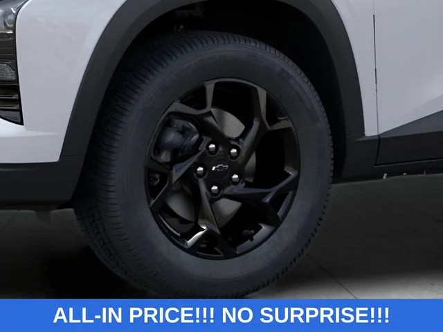 New 2026 Summit White Chevrolet LT image 19