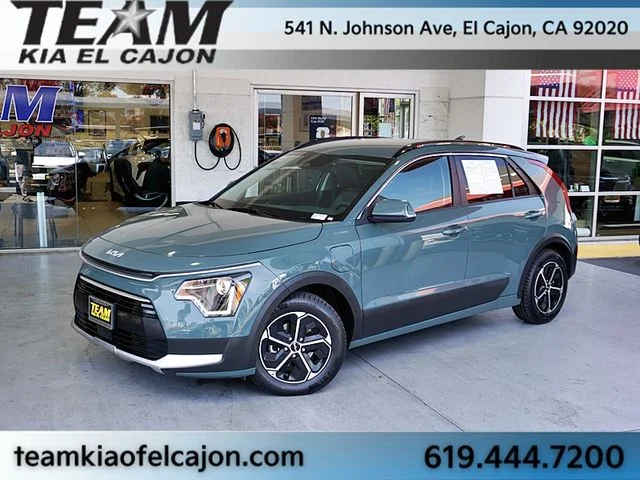 Certified Used 2023 Green Kia EX image 1