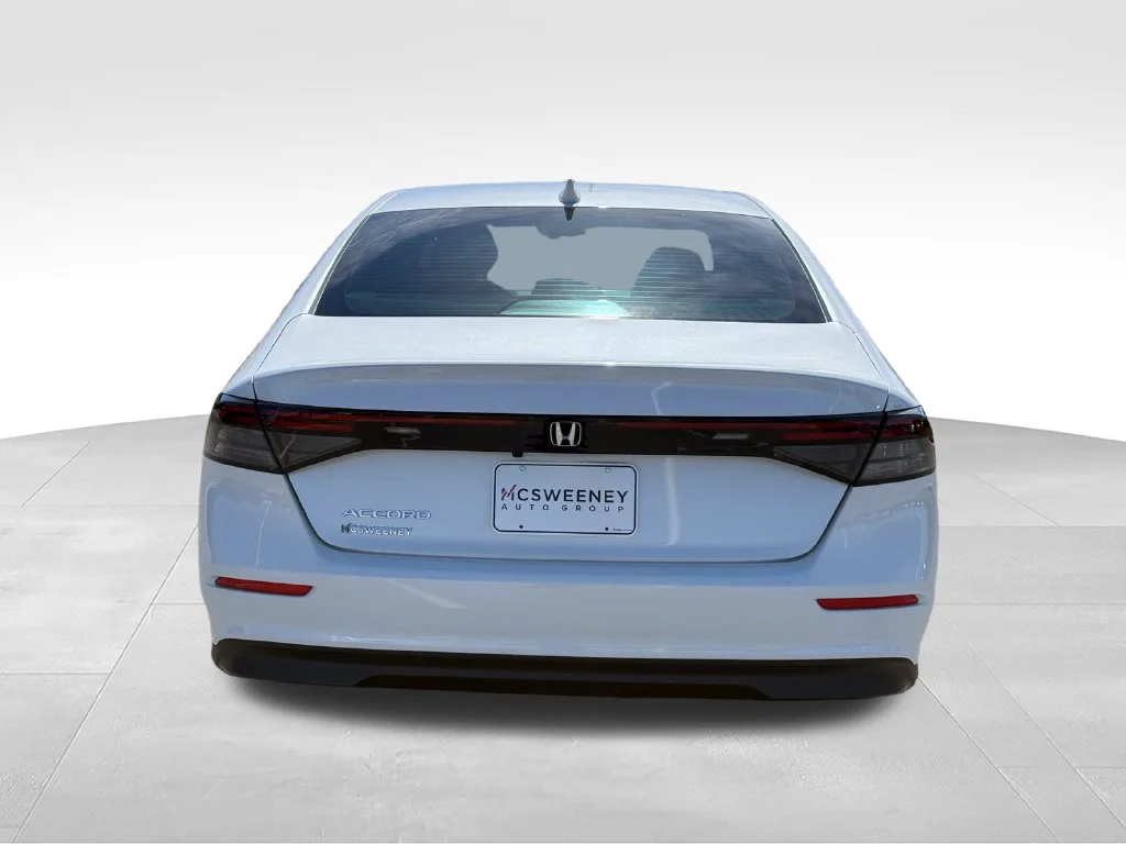 Used 2025 White Honda LX image 27
