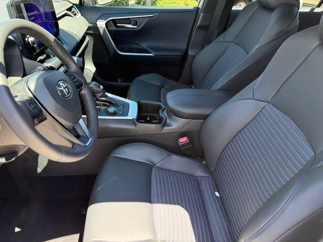 Certified Used 2025 MID BLK/WIND CHILL Toyota Hybrid XSE image 13