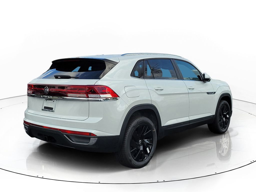 New 2026 White/off-white Volkswagen 2.0T SE w/Technology image 4