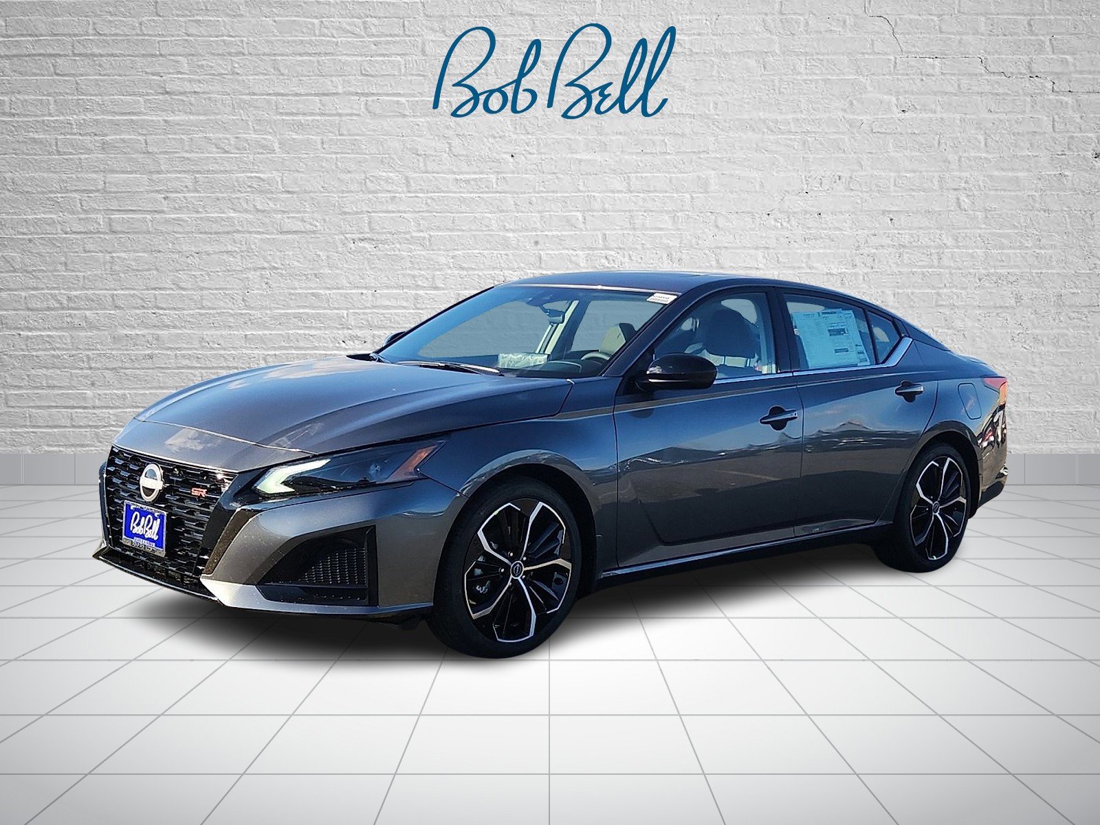 2025 Nissan Altima SR photo 2