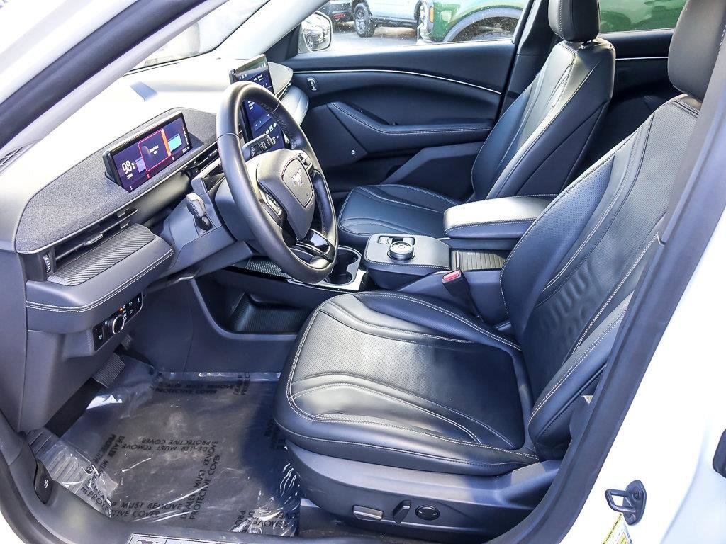 Used 2023 White Metallic Ford Premium image 13