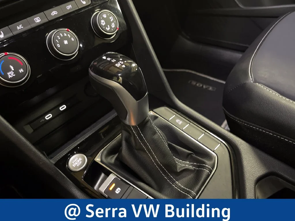 Used 2023 Blue Volkswagen 1.5T SE image 27