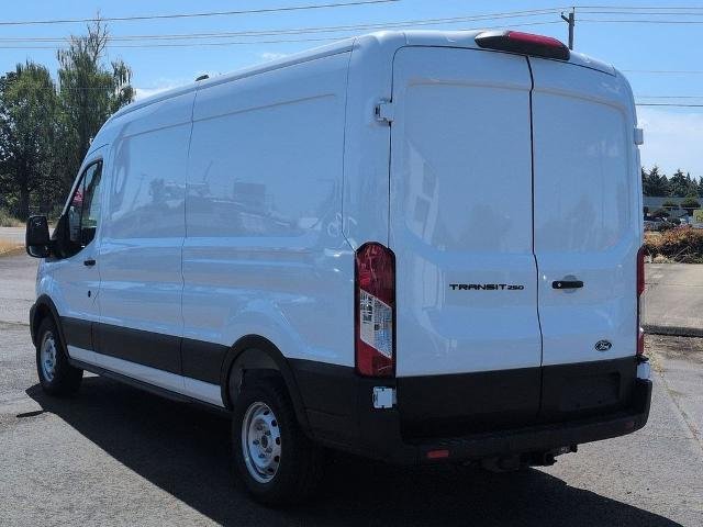 New 2026 Oxford White Ford Cargo Van image 3