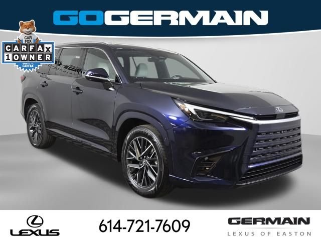 Used 2025  Lexus 350 Luxury image 4