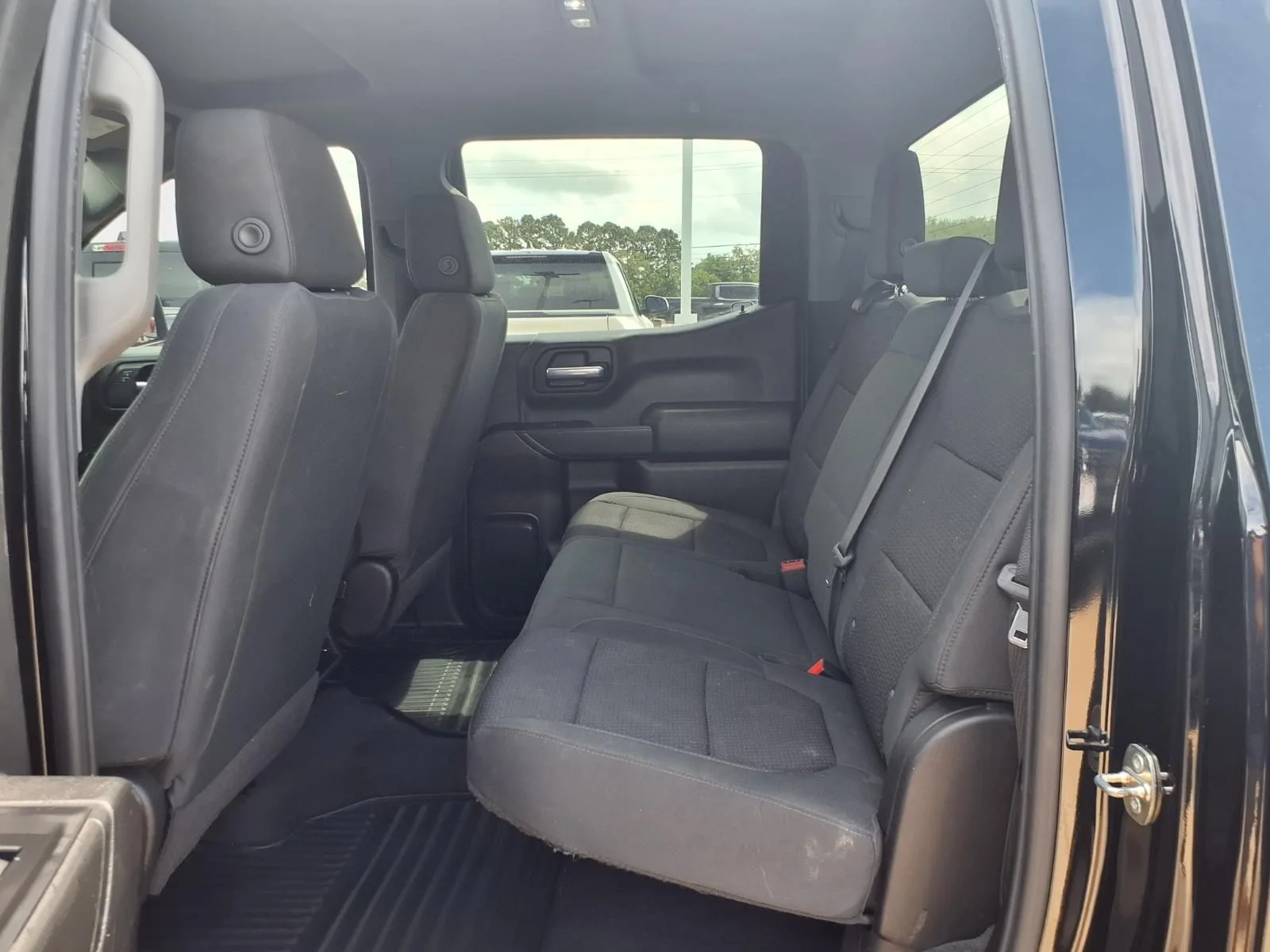 Used 2020 Black Chevrolet Custom image 10